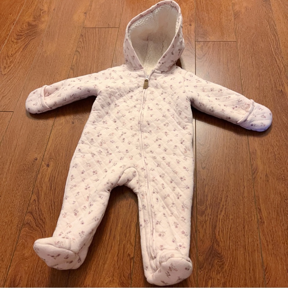 Carter’s Floral Quilted Hooded Snowsuit (6M) – Cozy Sherpa Lined